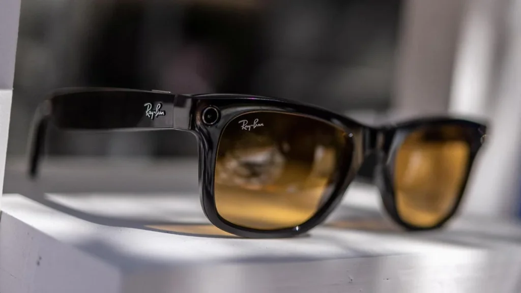 As privacy backlash grows, Meta reassures public about AI glasses