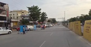 Trial run of traffic diversions for Miyapur-Allwyn flyover exposes bottleneck,