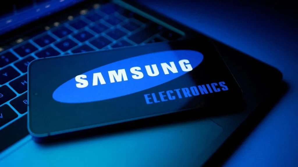 Samsung's U.S. headquarters change hits hundreds of workers