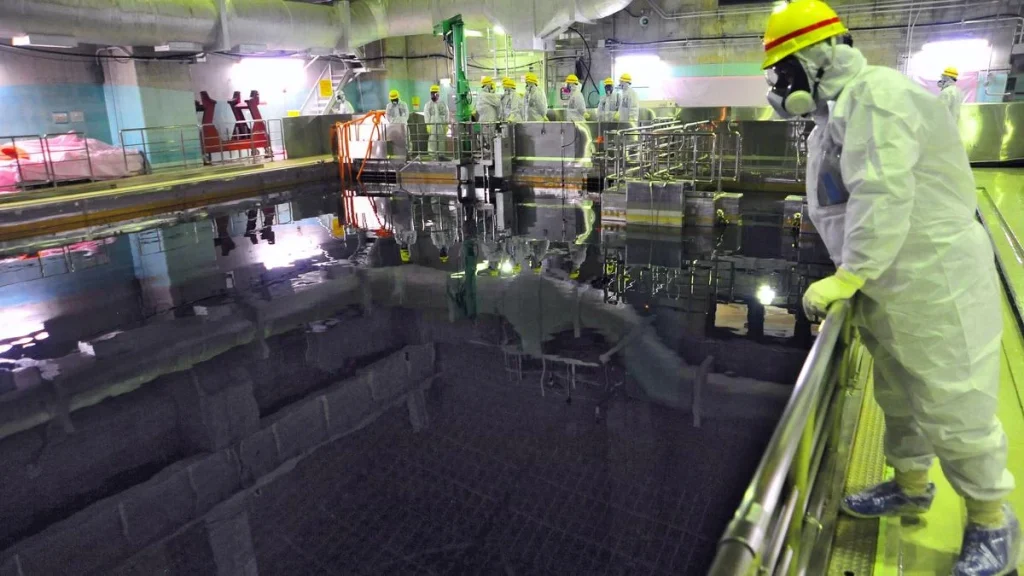 'Ghost particles' signature can track where spent nuclear fuel goes