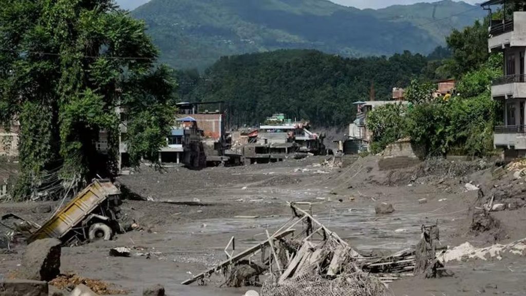 What caused Nepal's deadly glacial flood? — Tsunami of dirt
