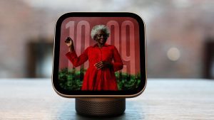 Apple on Tuesday unveiled HomeView, a voice-driven smart display built around its revamped Siri
