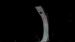 How does Tesla's Roadster fly? | Explained