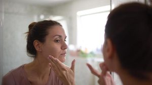 What is 'ferritin confronts' and why is this health scare trending on social media?