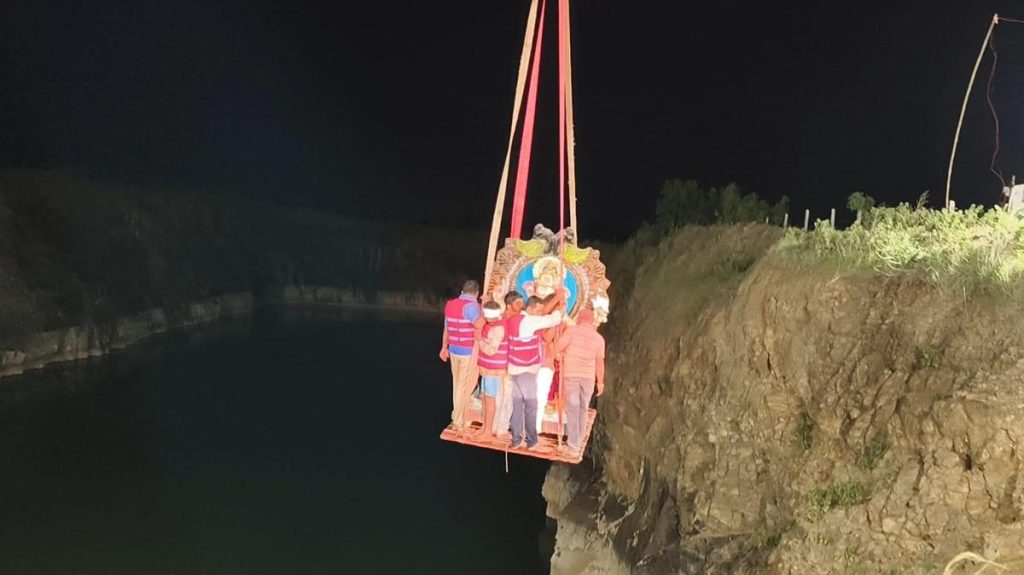 From idol immersions to funeral rites, Maharashtra confronts the drought pinch